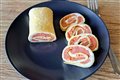 https://varenie-recepty.eu/files/img/recept/wrap-losos/wrap-rolada-udeny-losos-recept.jpg